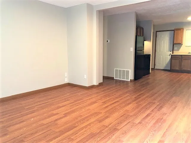 Solon Court — Photo 14