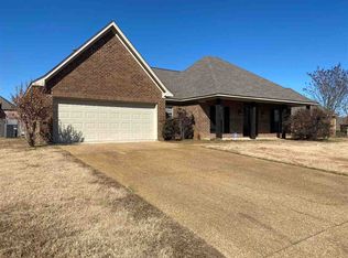 244 Clubview Cir, Pearl, MS 39208