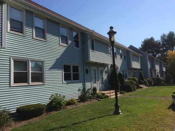 1 Abbott Rd, Ellington, CT