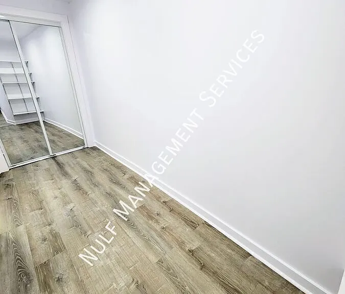 3513 Penn Ave #3 — Photo 10