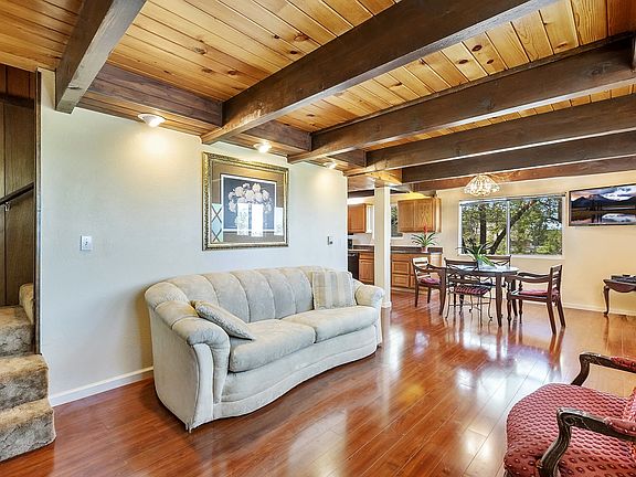 4th image of 1407 Yosemite Dr
