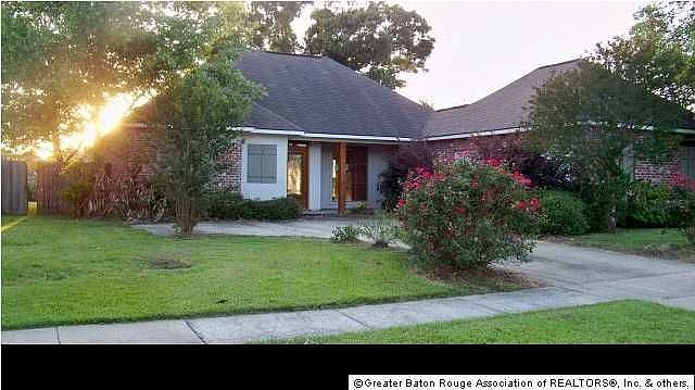 1st image of 6515 Windwood Dr