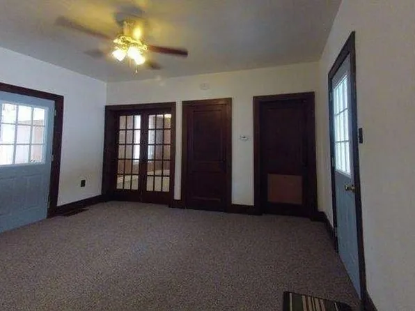 201 High St, North Freedom, WI 53951