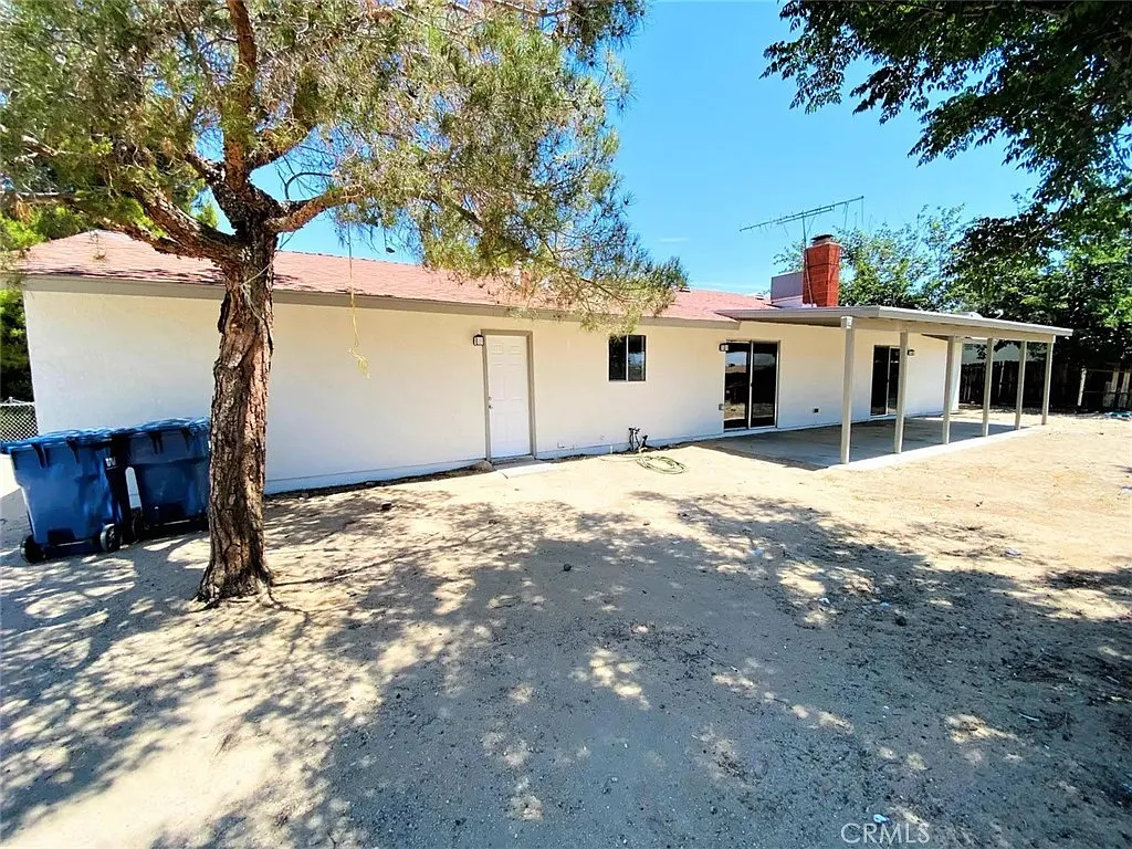 3 bed, 1664 sqft, $2,500 — Photo 3