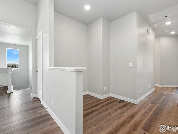 5th image of 926 Schlagel St #7