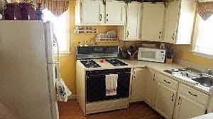 Beautiful kitchen was completely updated in 2004