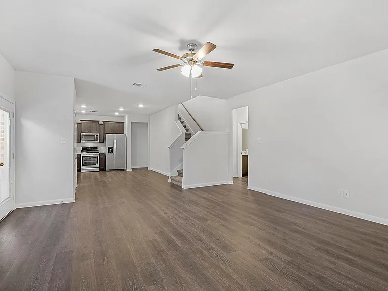 3911 Nature Ct — Photo 17