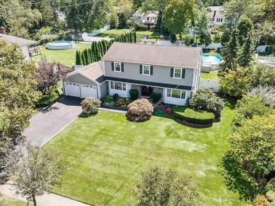 210 Clay Pitts Road, East Northport, NY, 11731