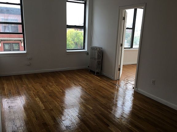 3rd image of 3096 12th St APT 7