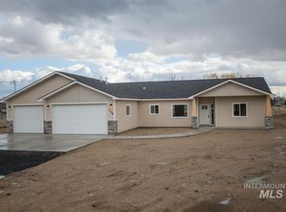 225 Mountain View Dr E, Jerome, ID 83338