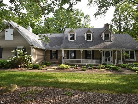 2nd image of 9189 Deerfield Dr