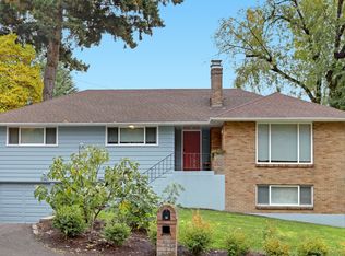 3360 SW Hamilton St, Portland, OR 97239