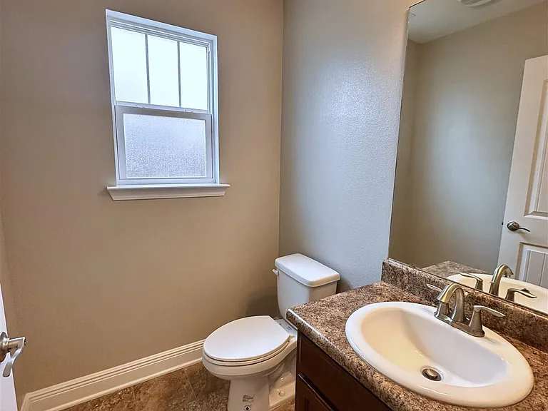 3889 Weatherstone Cir — Photo 7