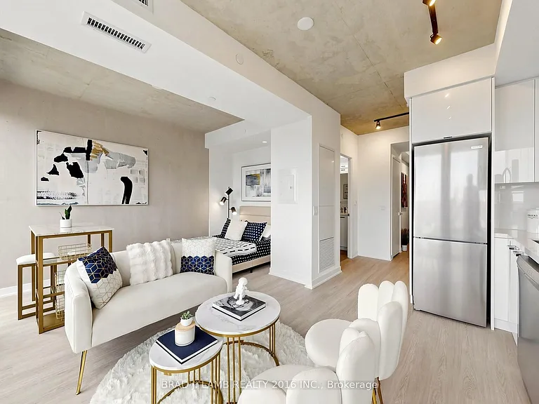 284 King St E #1908 — Photo 9