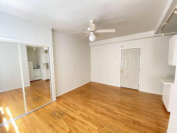 5th image of 5959 N Kenmore Ave APT 506