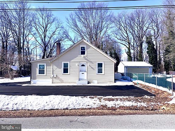 2nd image of 250 Appleby Rd