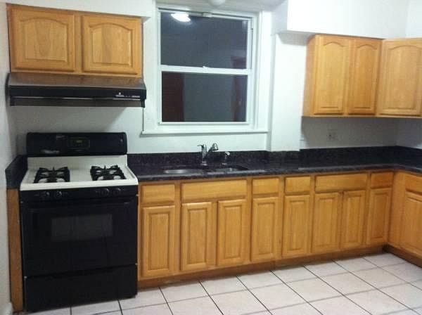 1st image of 46 Court St #1