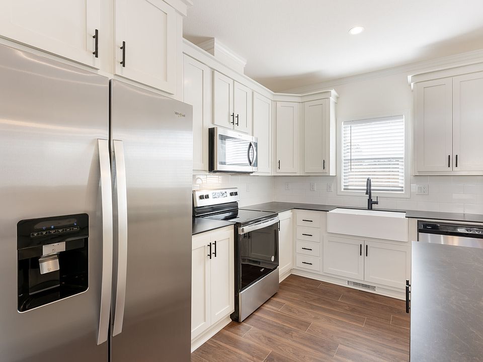 1st image of 1780 Creekside Dr #623