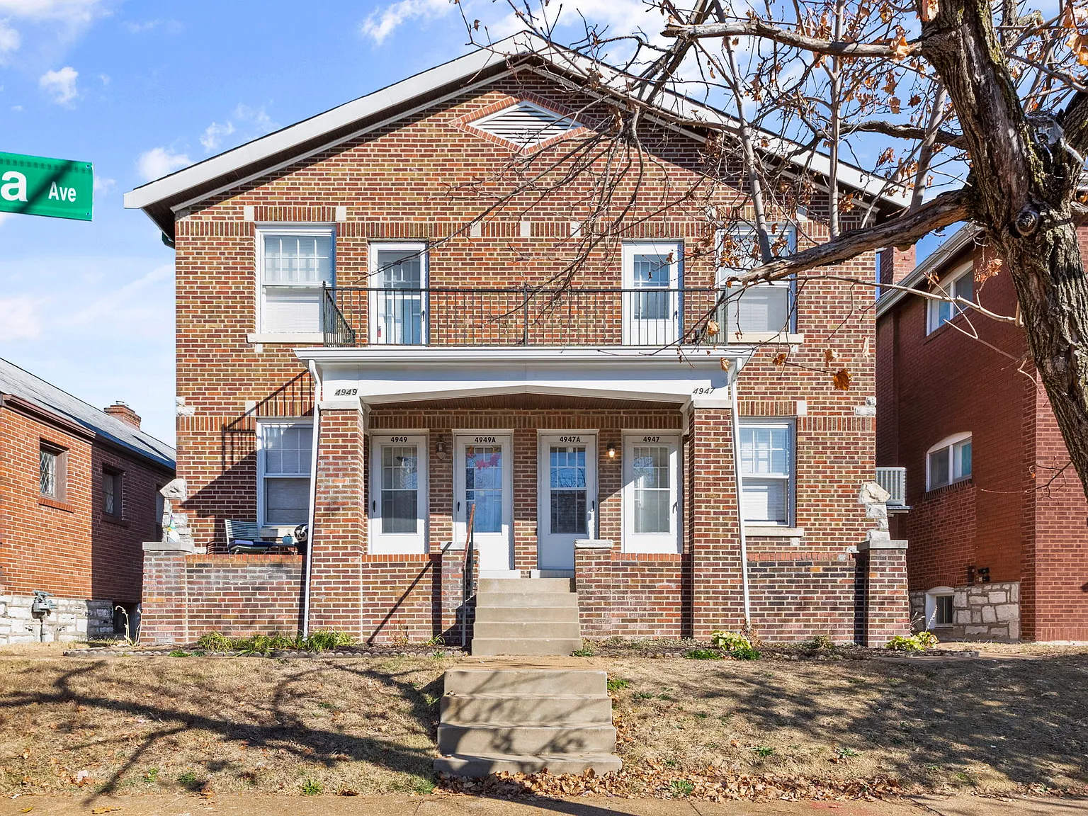 4947 Oleatha Avenue - 4949A — Photo 1