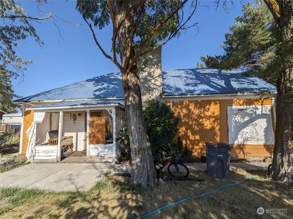 309 S Central Avenue, Waterville, WA 98858