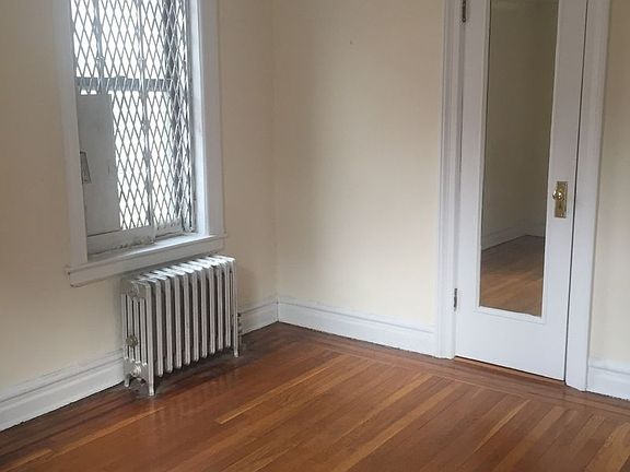 5th image of 3752 62nd St APT 2A