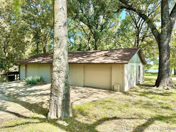 117 N Sam Blvd, Stigler, OK 74462