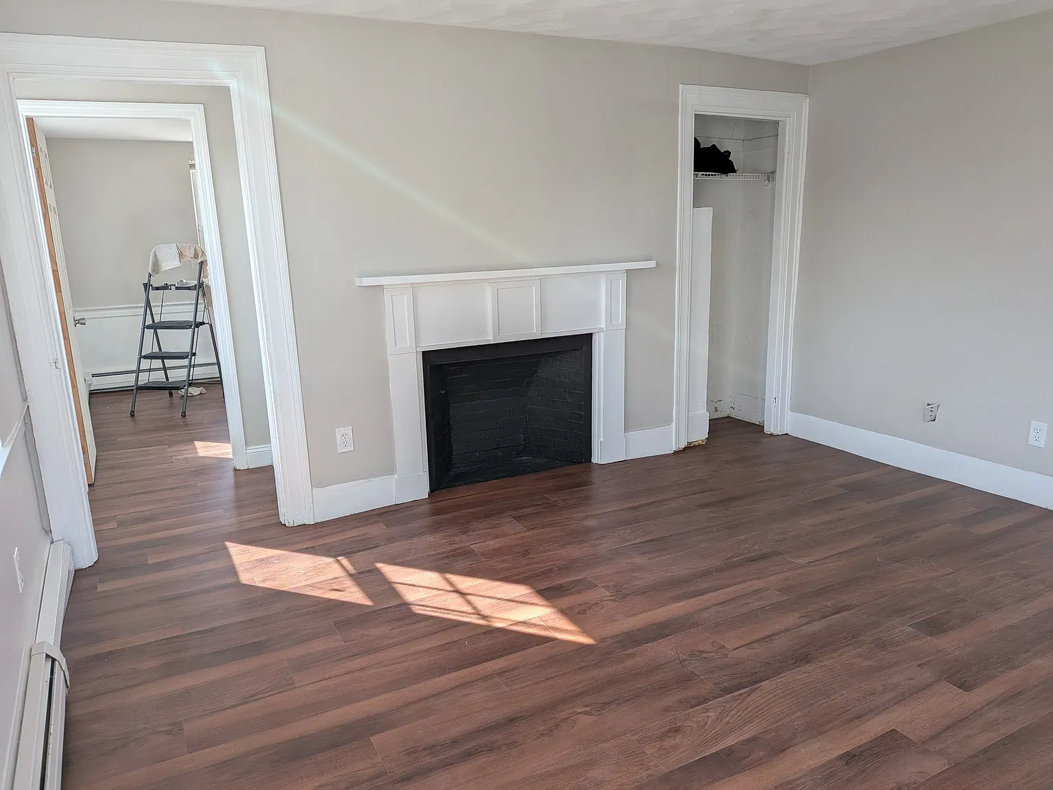 3 bed, 1100 sqft, $2,800 — Photo 4