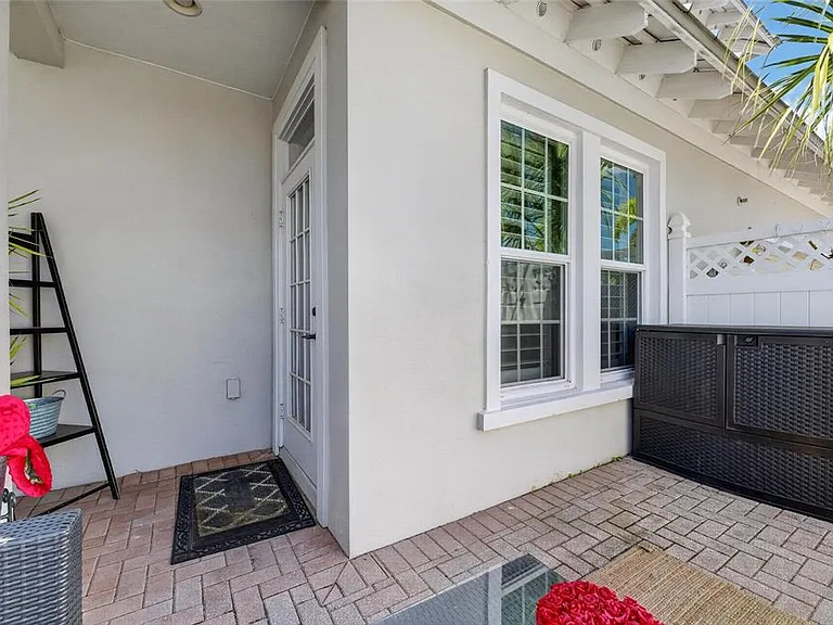 5536 Luminar Pointe Ln — Photo 44