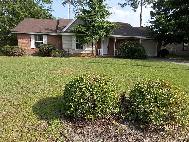 631 Windhaven Dr — Photo 1
