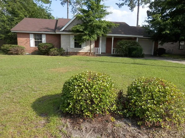 631 Windhaven Dr, Hinesville, GA 31313