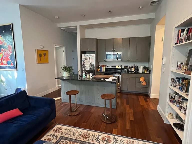 557 Columbus Ave #303 — Photo 8