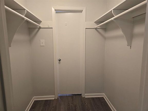 3rd image of 508 1st St APT A