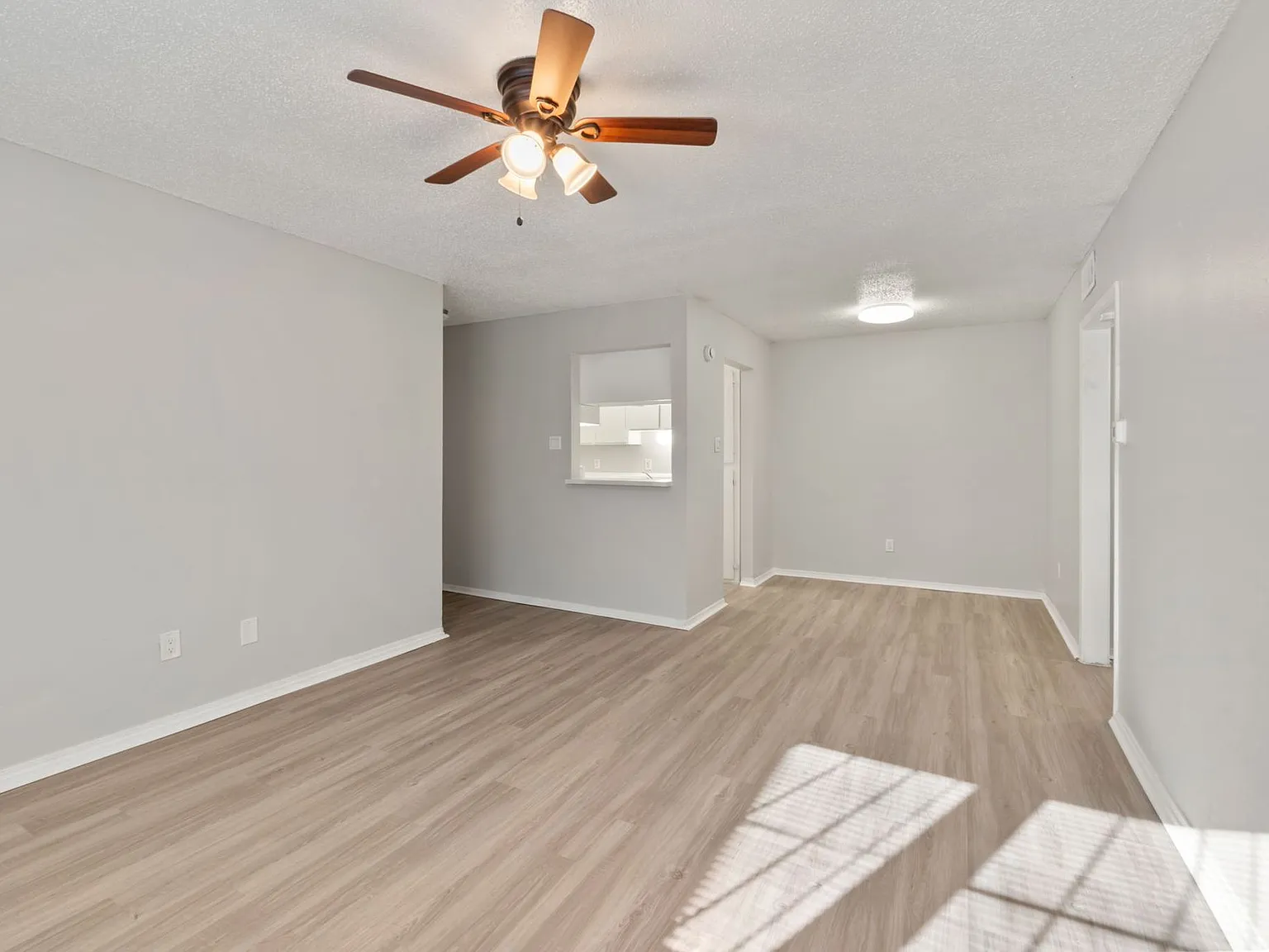 Magnolia Flats — Photo 4