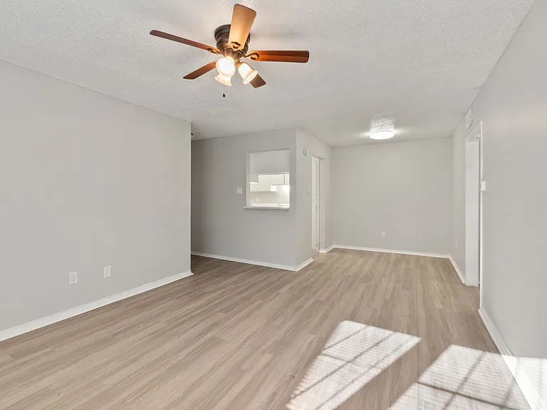 Magnolia Flats — Photo 5