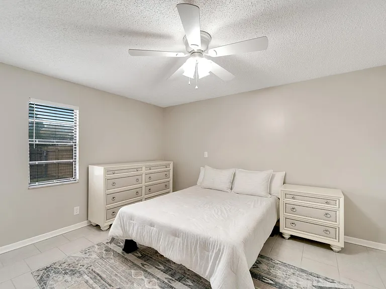 Sunset Grove Ln — Photo 8