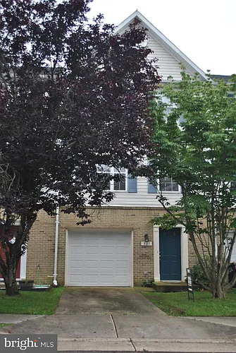 537 Highland Towne Ln Photo 1