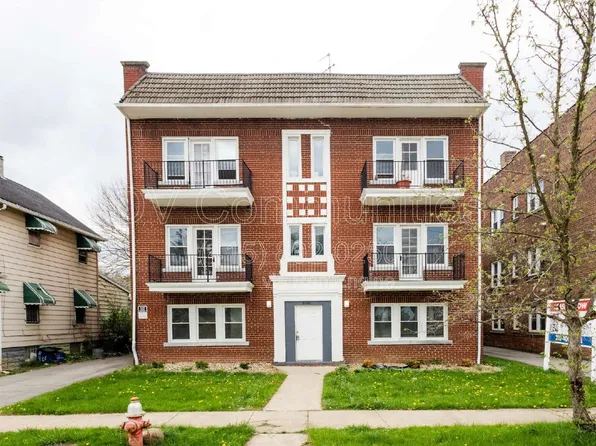 3300 E 149th St #5, Cleveland, OH 44120