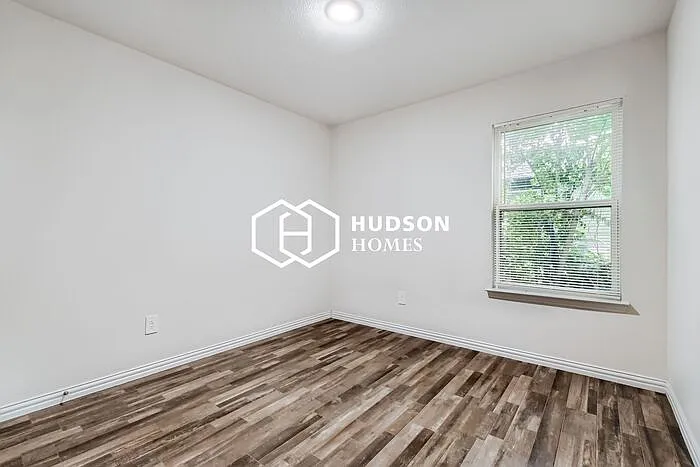3619 York St — Photo 8