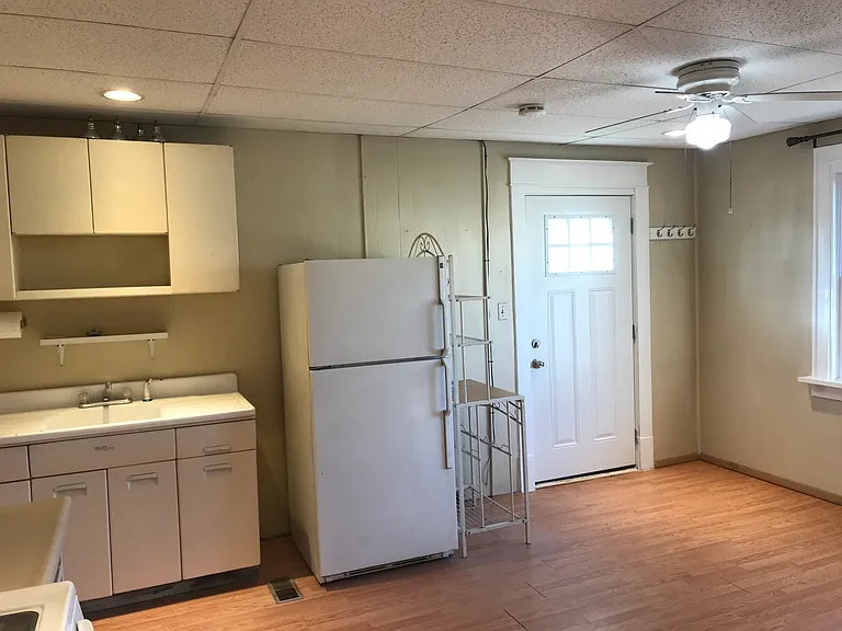 19 Muskingum St #1 — Photo 4