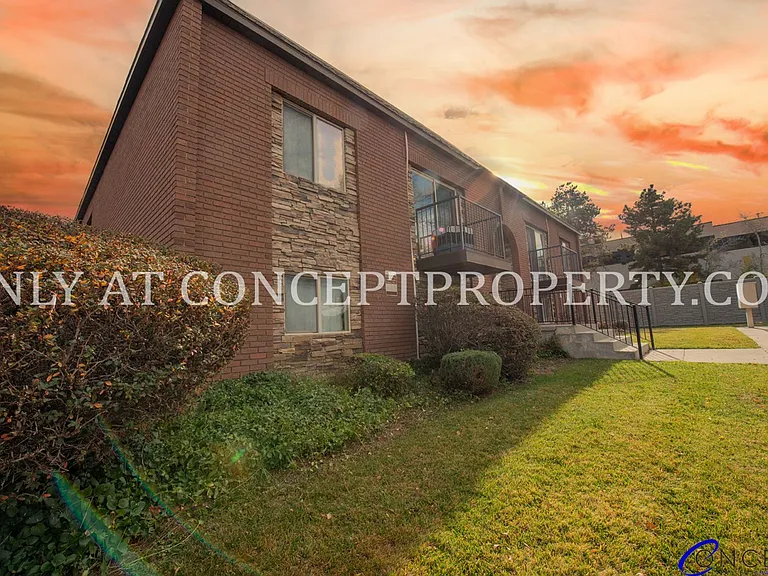 Cottonwood Heights — Photo 76
