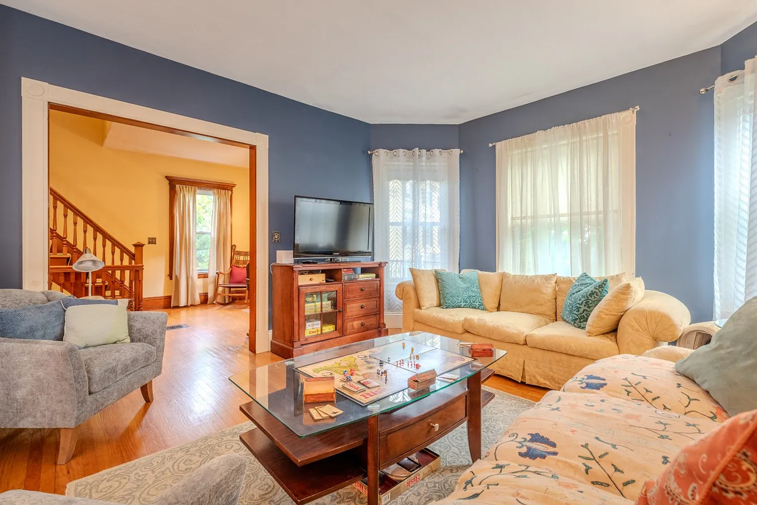 3 bed, 2.0 bath, 1194 sqft, $8,613 — Photo 3