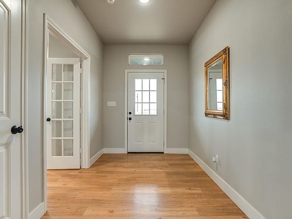 3rd image of 16324 N Fm 179