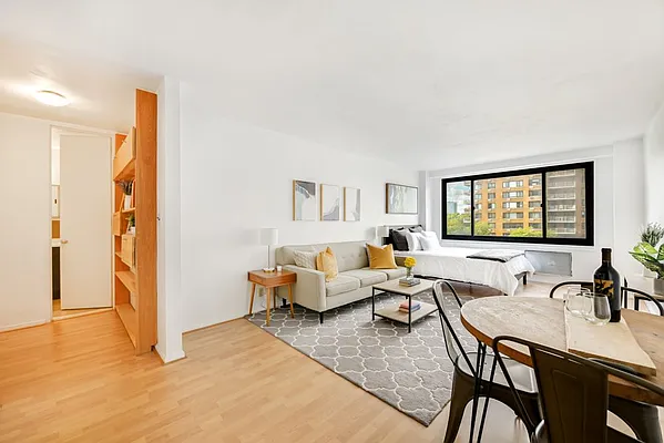 Sold by Compass | media 5