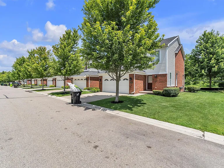 41590 Mitchell Rd — Photo 43