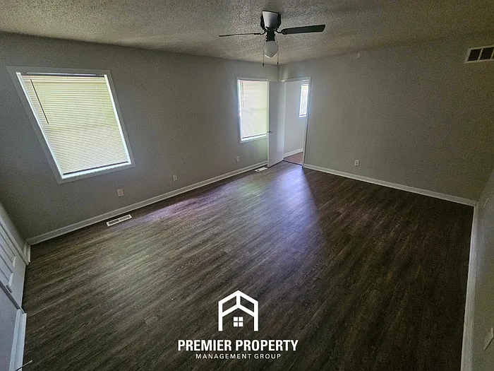 6149 Quince Rd — Photo 13