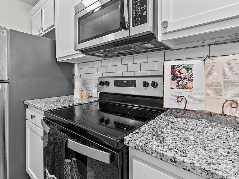 3657 Wheeler Ave — Photo 20