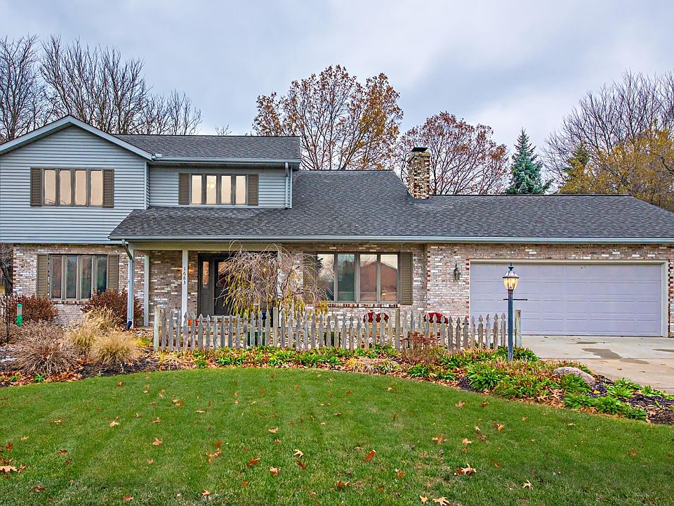 1st image of 1683 Grandeur Ln