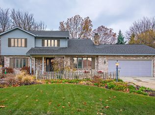 1683 Grandeur Ln, Saint Joseph, MI 49085