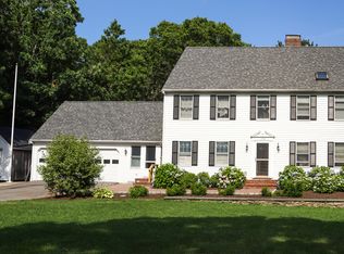 158 Peach Tree Rd, Barnstable, MA 02630