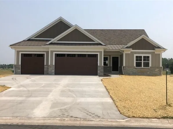 6874 Jamestown DRIVE, West Bend, WI 53090